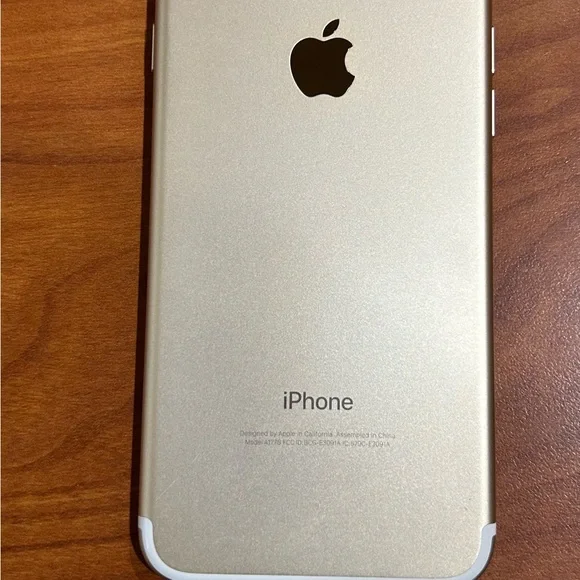 Apple iPhone 7 Unlock refurbished 128 GB VERY GOOD CONDITION - Picture 3 of 5